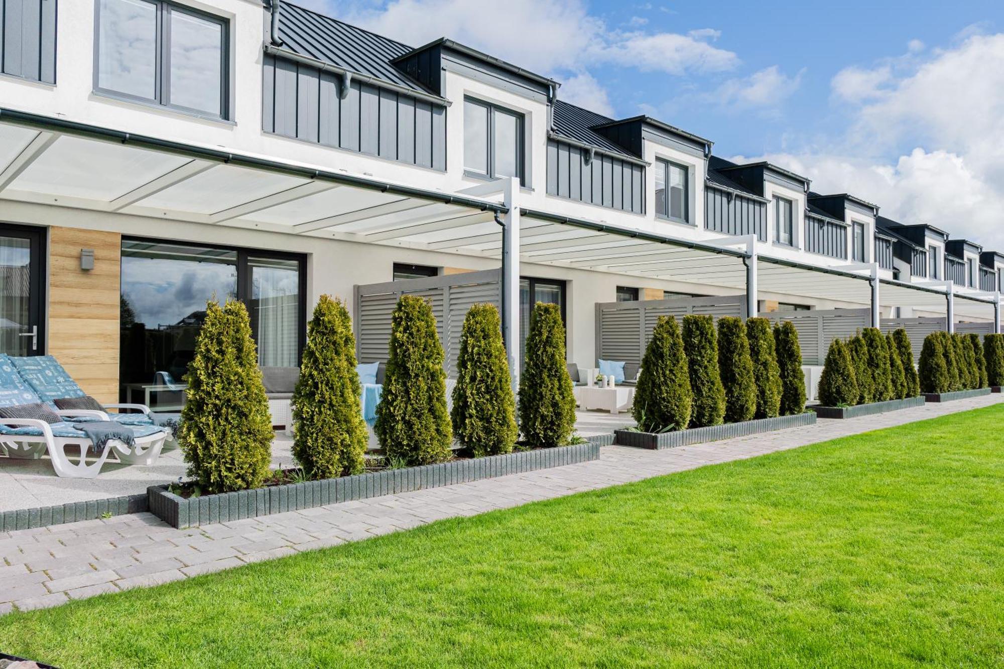 Barka - Apartamenty Premium Oraz Pokoje Blisko Plazy Karwia Exteriör bild