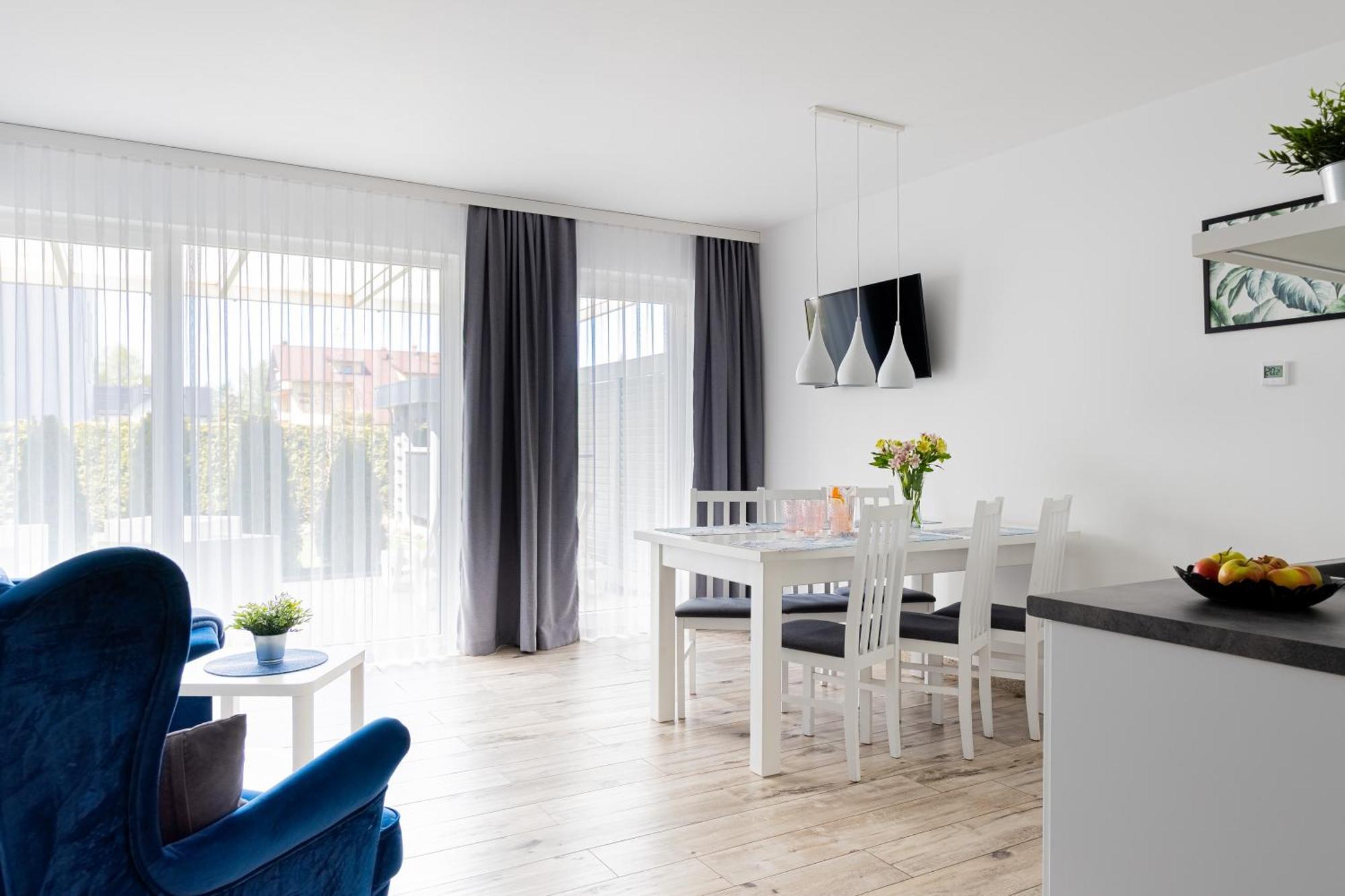 Barka - Apartamenty Premium Oraz Pokoje Blisko Plazy Karwia Exteriör bild
