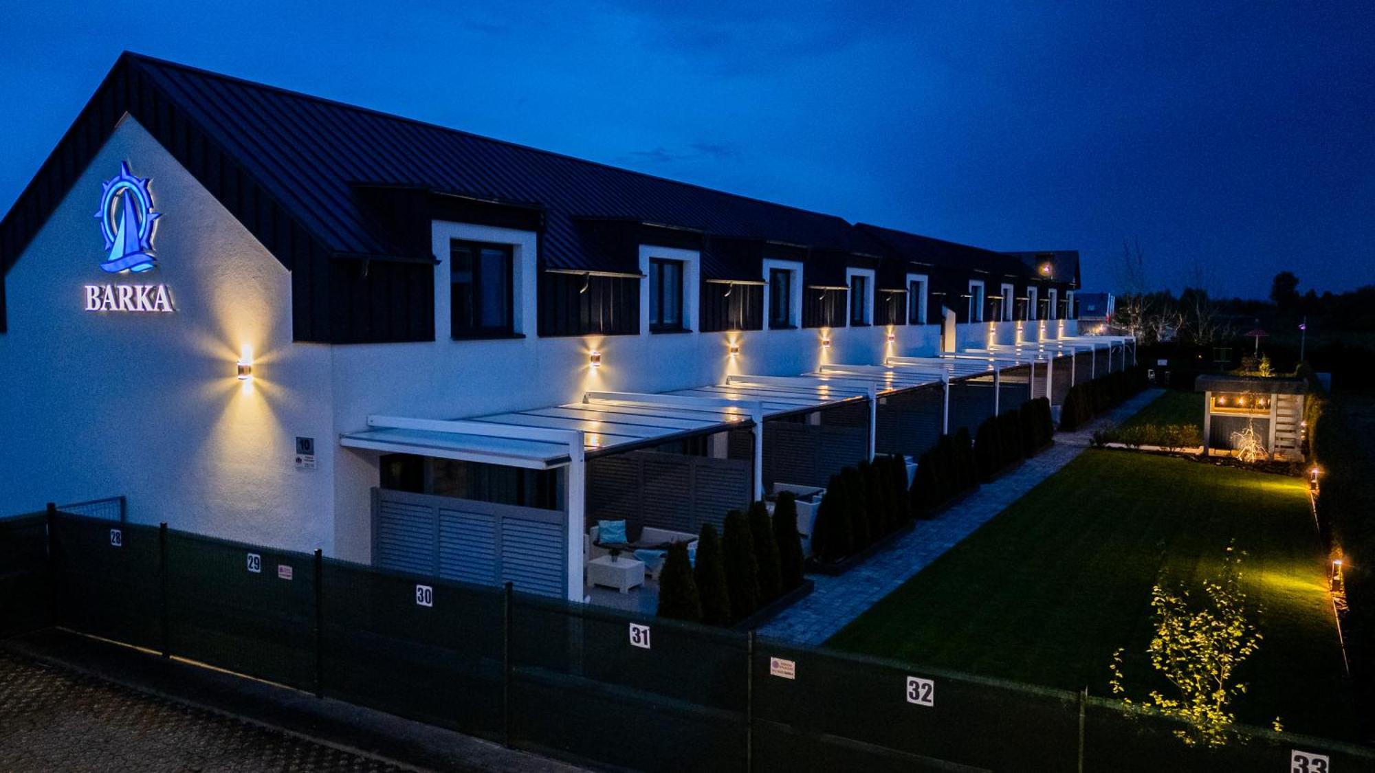 Barka - Apartamenty Premium Oraz Pokoje Blisko Plazy Karwia Exteriör bild